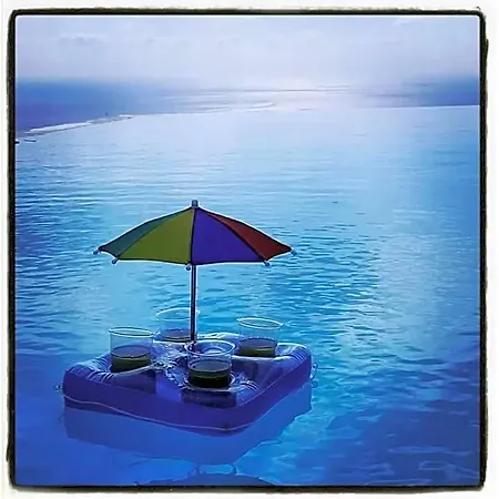 Resort White Club
