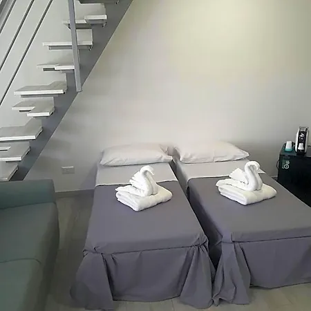 White Club Resort *