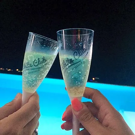 White Club * Belvedere Marittimo