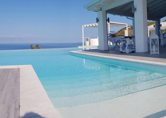 White Club 度假村