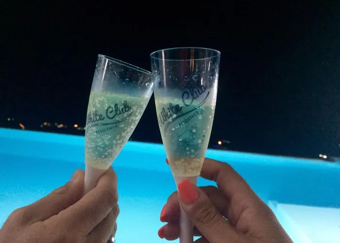 White Club 度假村